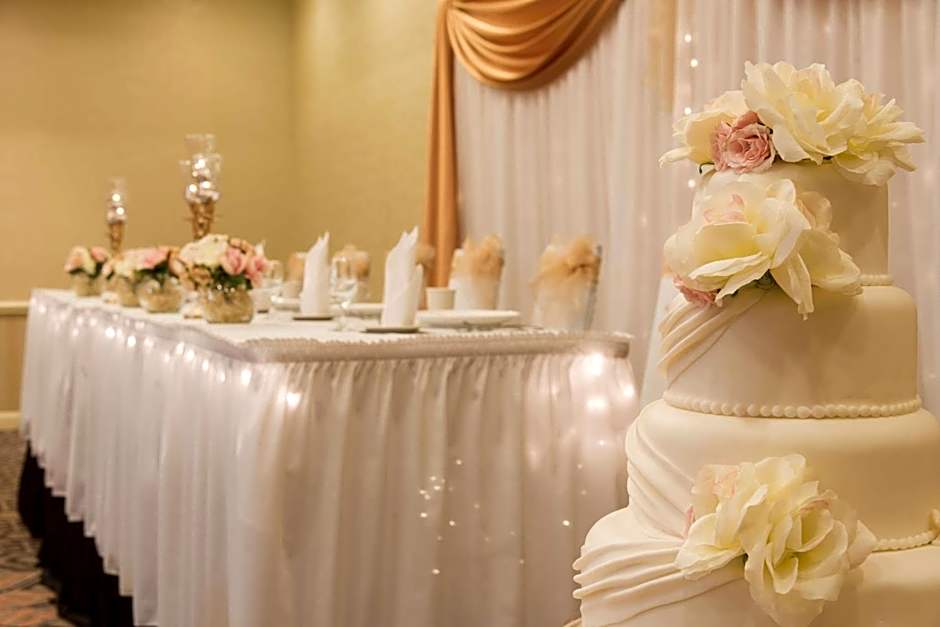 DoubleTree By Hilton Hotel Grand Rapids Airport