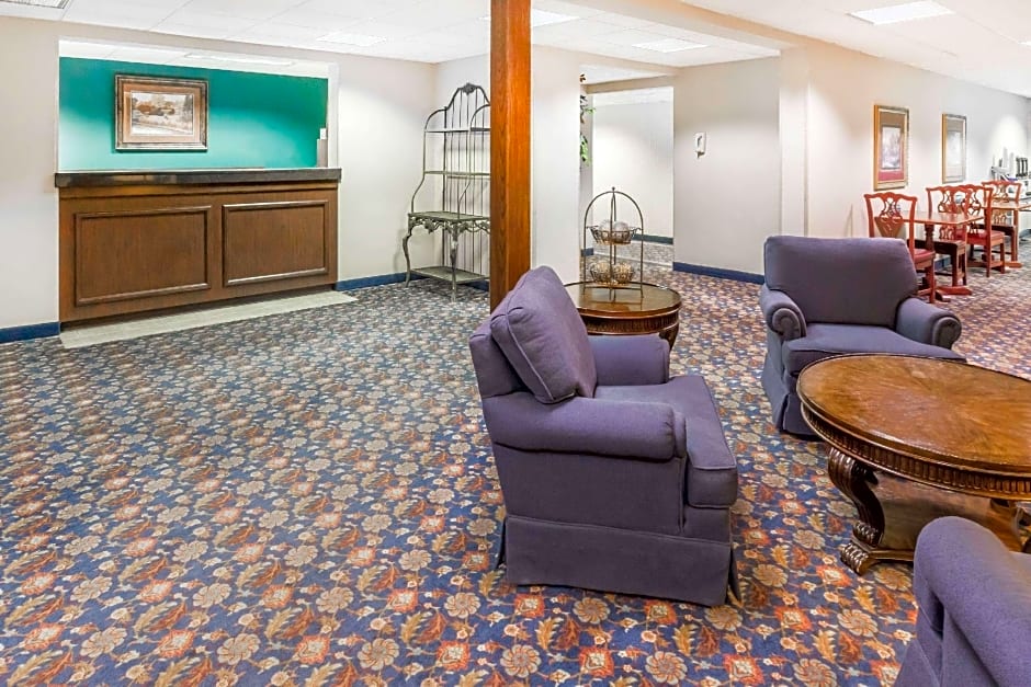Days Inn by Wyndham Grand Island I-80