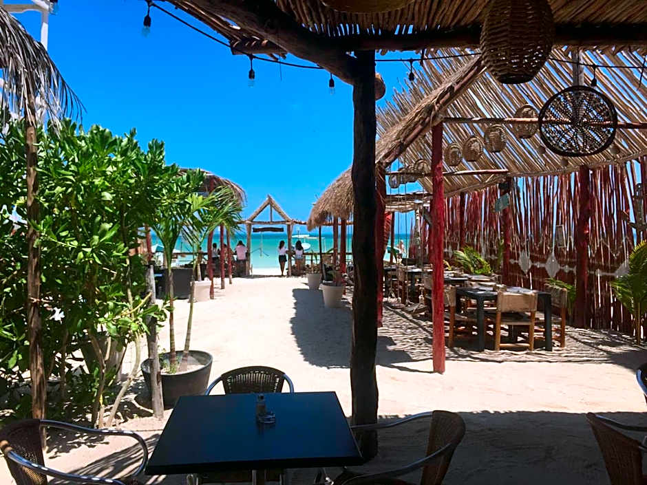 Ensueño Holbox & Beach Club