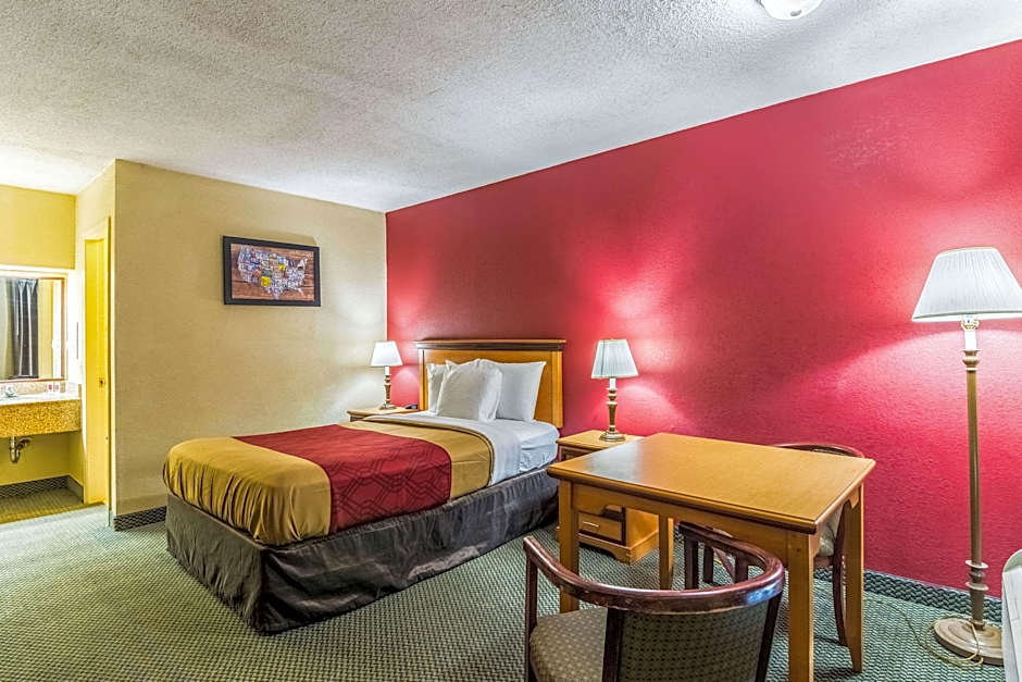 Photo 1 of 5 of 1 Double Bed, Accessible, Nonsmoking