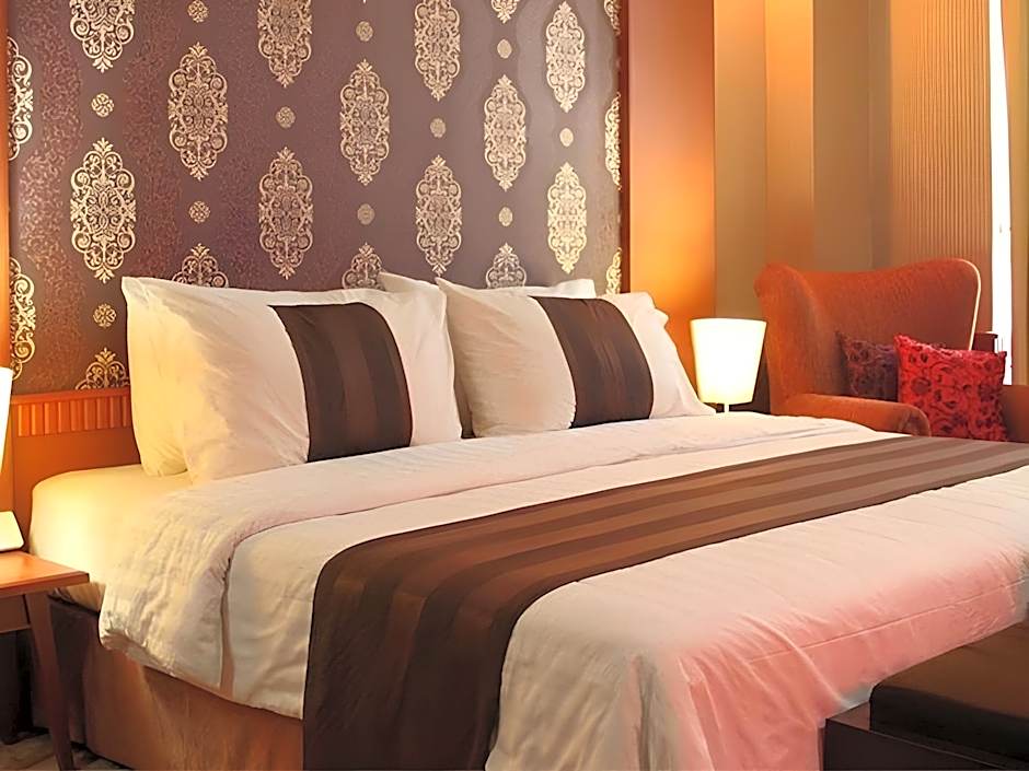 Abadi Hotel Convention Center