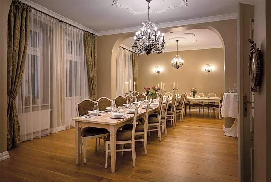 Amalia - noclegi i restauracja