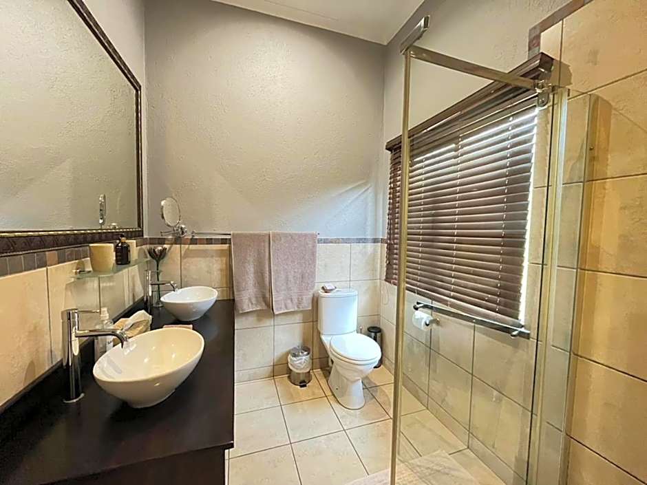 Abangane Guest Lodge