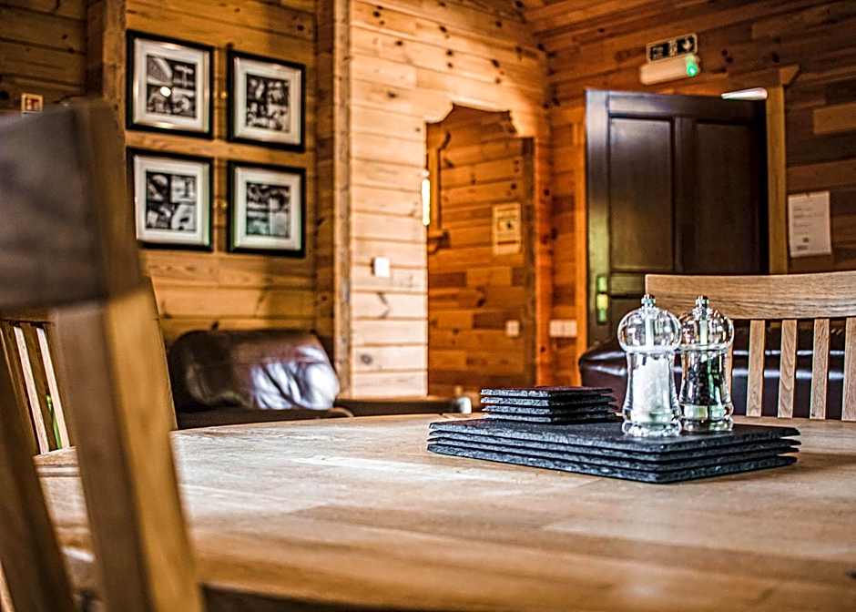 Glen Clova Lodges