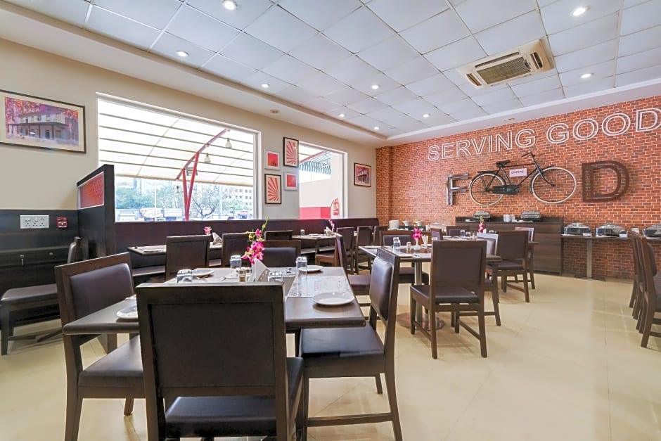 7 Apple Hotel, Vadodara