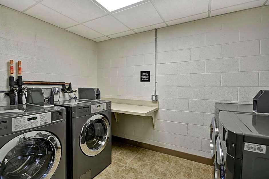 Hampton Inn By Hilton Detroit/Madison Heights/South Troy