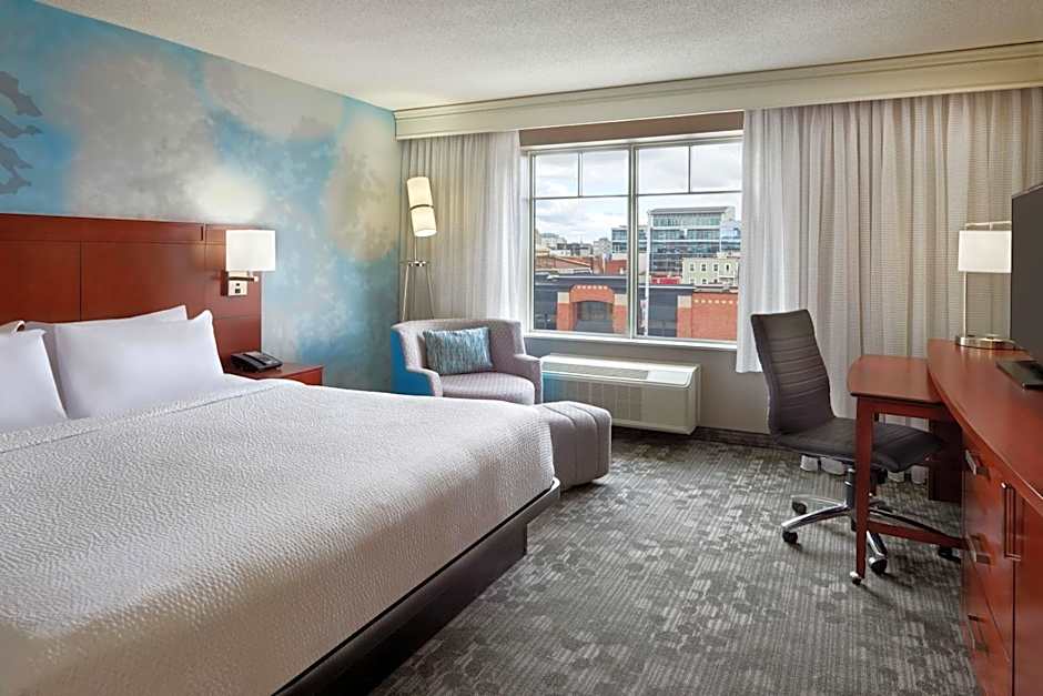 Courtyard by Marriott Ottawa Downtown