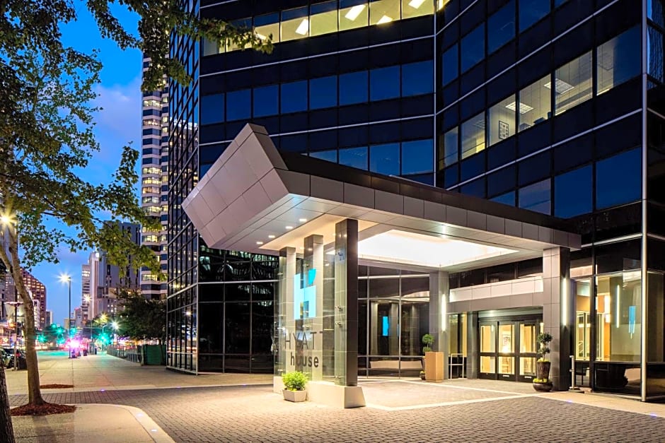 Hyatt House New Orleans Downtown