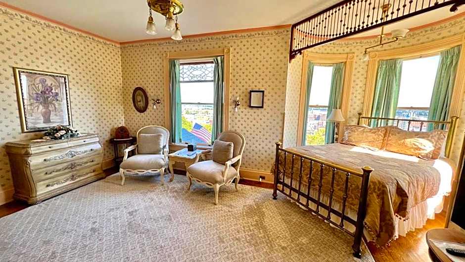 The Hancock House Bed & Breakfast Inn