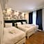 Carlton Hotel