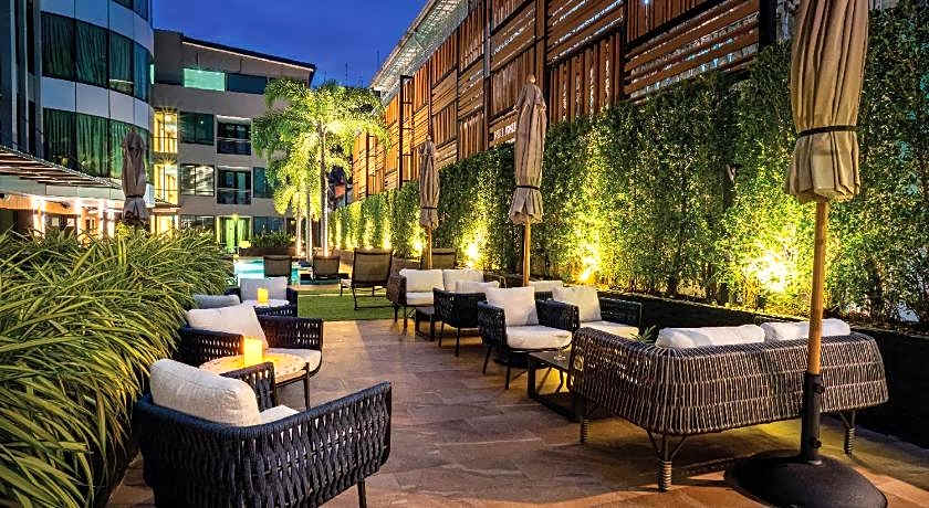 Solitaire Bangkok Sukhumvit 11