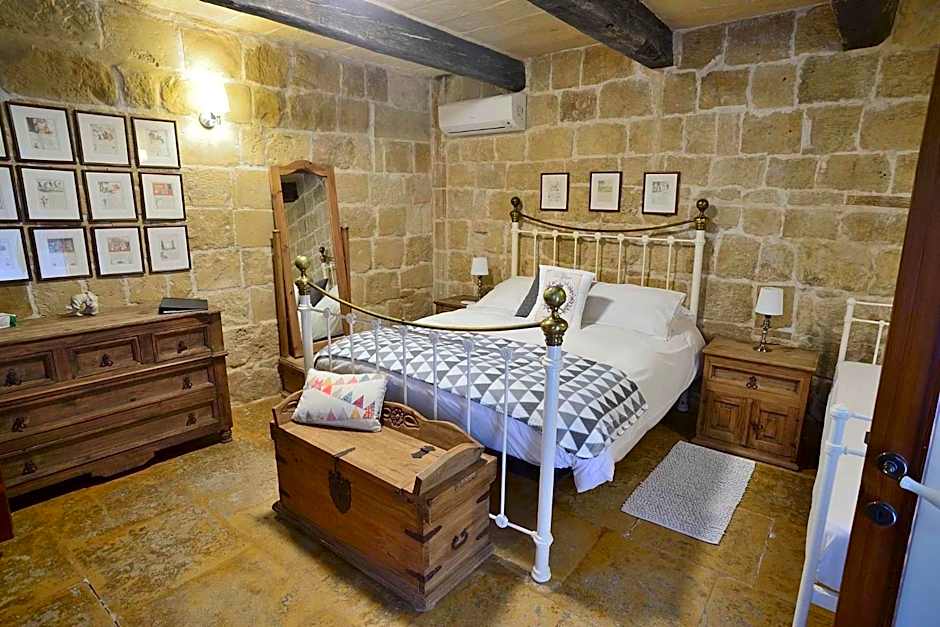 Photo 1 of 6 of Deluxe 1 Double Bed or 2 Beds, Balcony