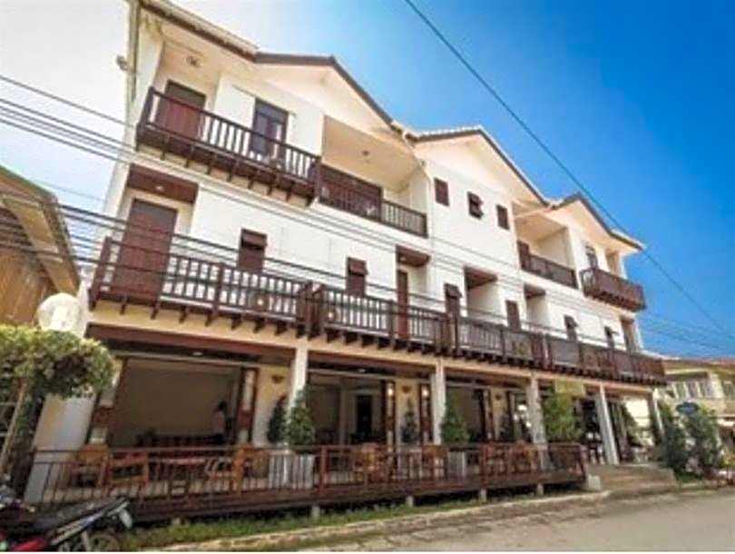 Sri Chiang Khan Hotel