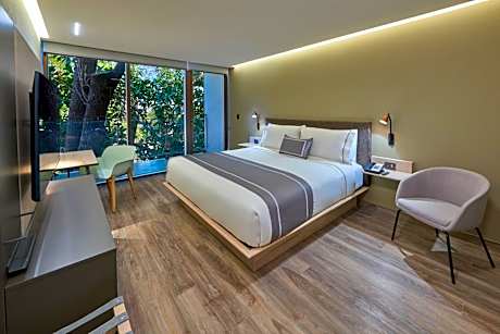 King Room with Balcony