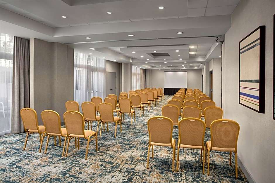 DoubleTree by Hilton LAX - El Segundo