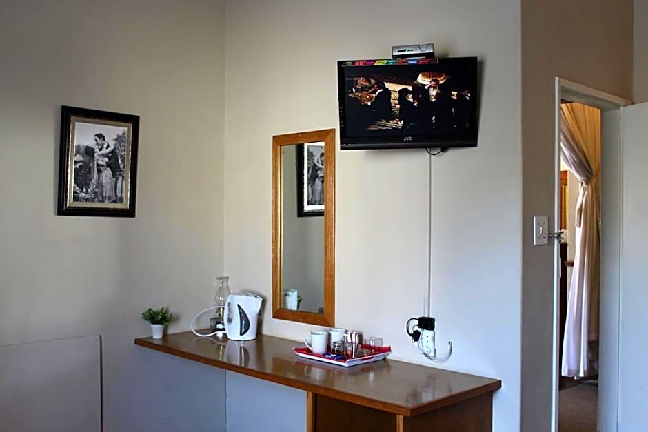 The Hamlet Country Lodge