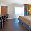 Travelodge by Wyndham Ocean Front
