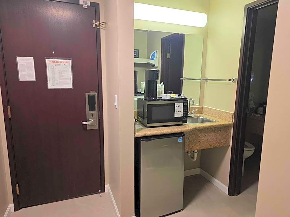 Ramada by Wyndham Tukwila Southcenter