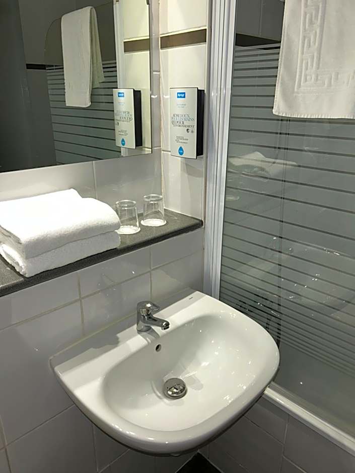 Kyriad Marseille Ouest - Martigues