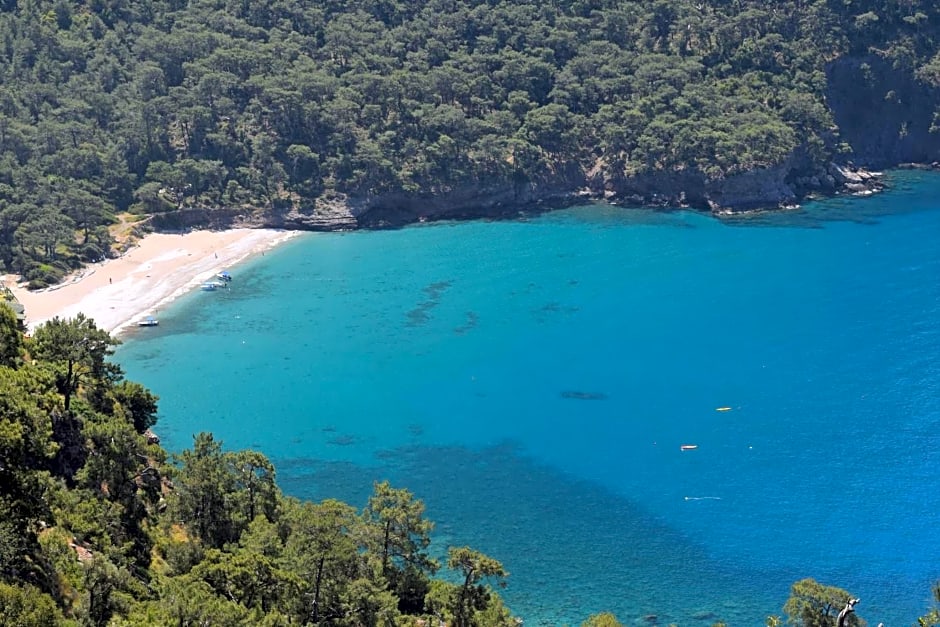 Kabak Avalon Bungalows