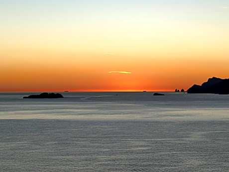 King Suite with Sea View