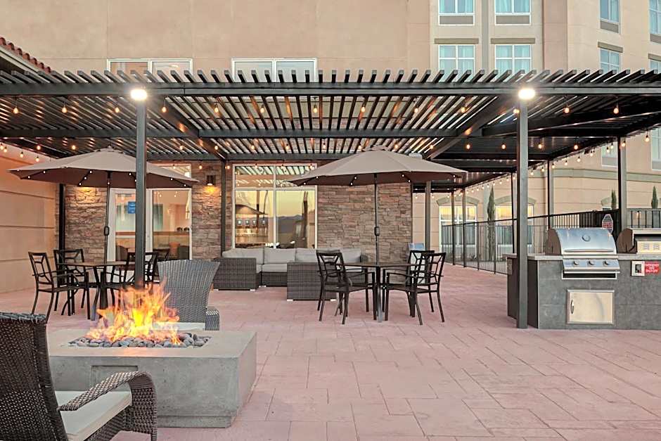 Homewood Suites by Hilton Santa Clarita/Valencia, CA