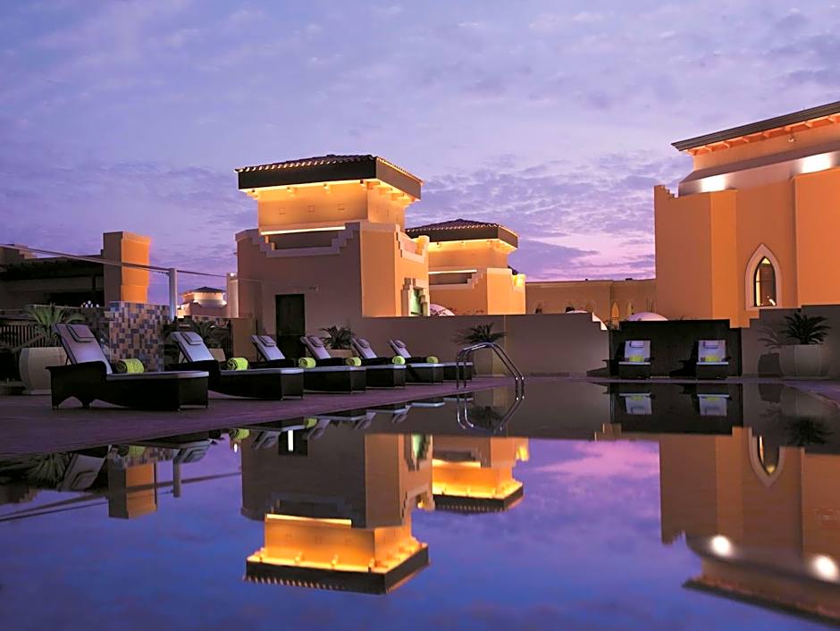 Traders Hotel, Abu Dhabi
