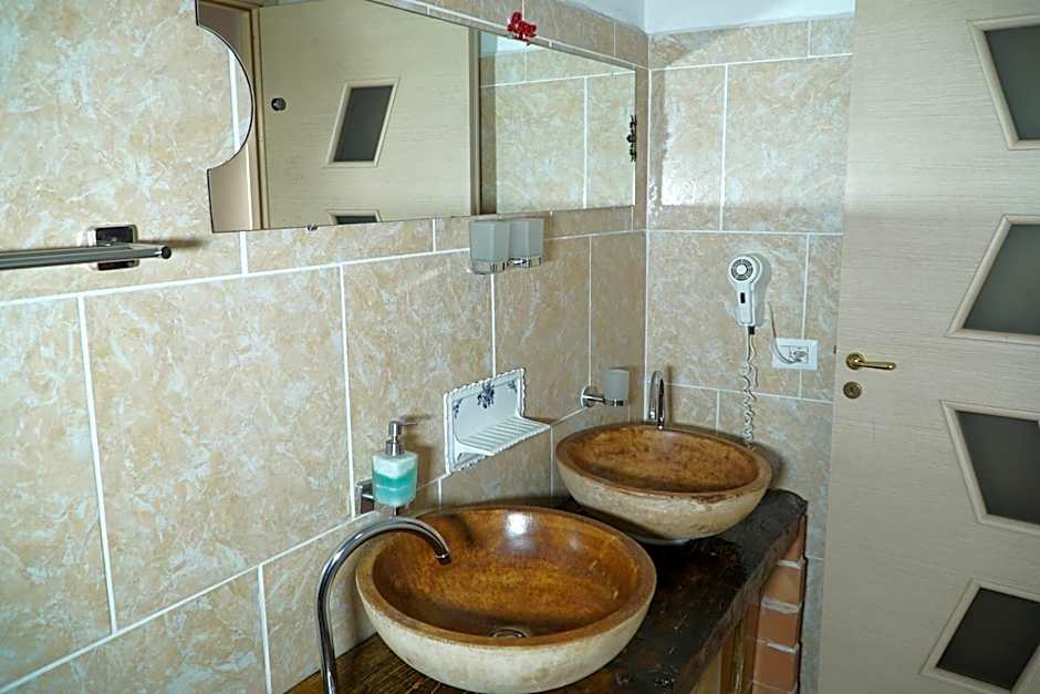 B&B Cappotto civico 48