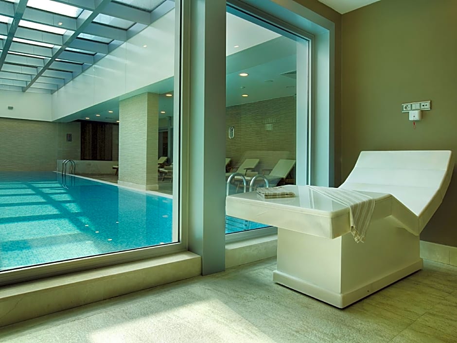 Dedeman Bostanci Istanbul Hotel & Convention Center