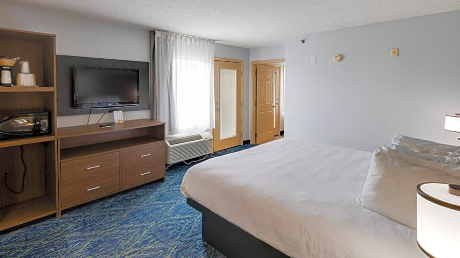 Park Grove Inn