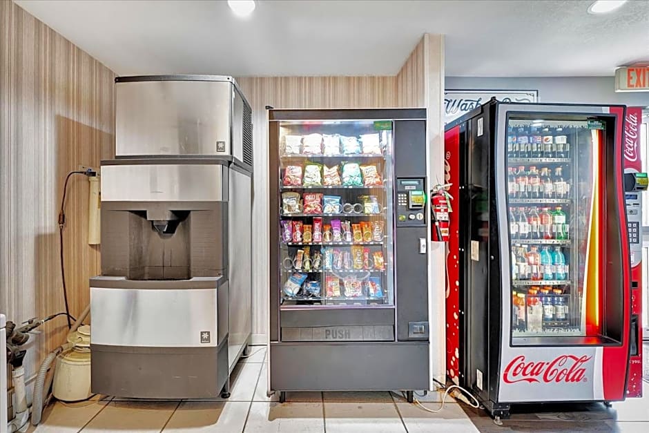 Ramada Limited Bloomington