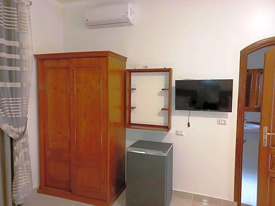 Mikhaila Guest House