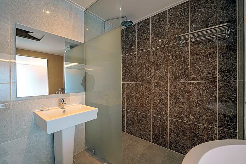 Incheon Wolmido Dubai Tourist Hotel