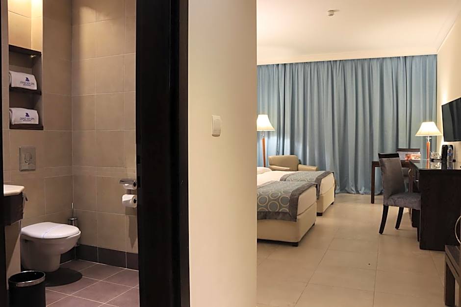 Photo 1 of 4 of Deluxe 1 Double Bed or 2 Beds, Sea View