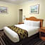 Riverside Inn & Suites Santa Cruz