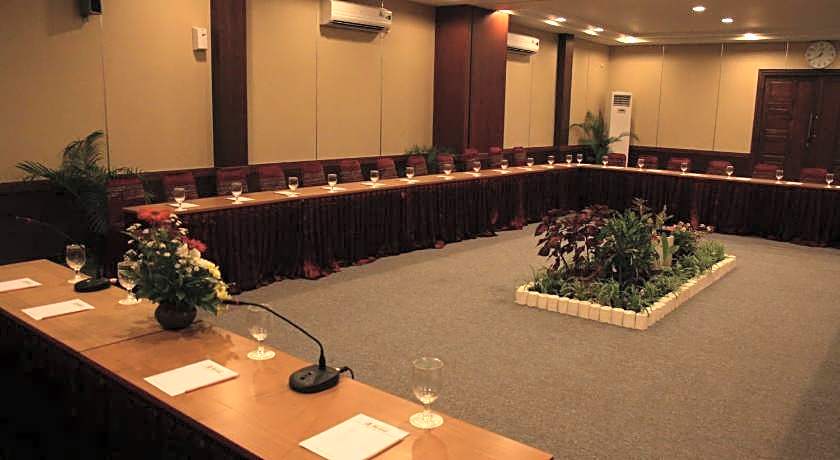 Hotel Syariah Arini Solo