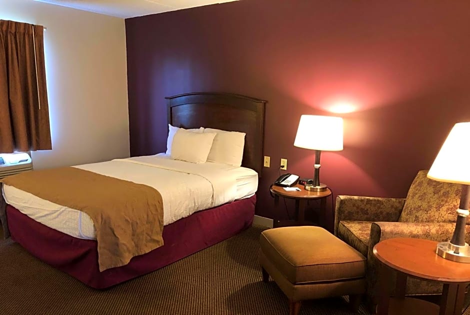 AmericInn by Wyndham Mitchell