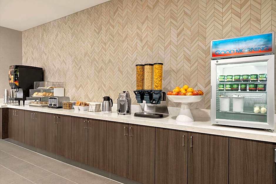 La Quinta Inn & Suites by Wyndham San Bernardino