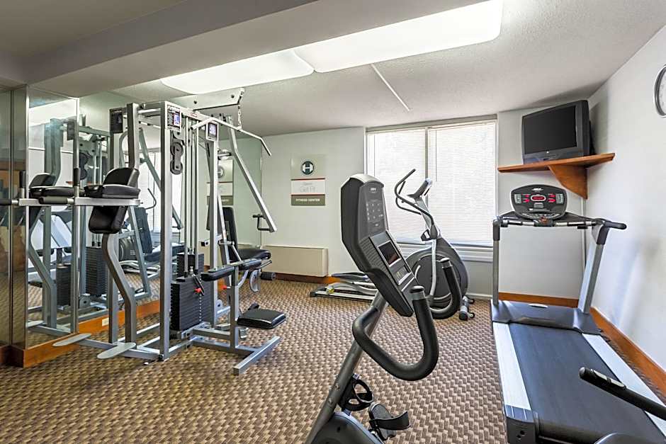 Clarion Inn and Summit Center