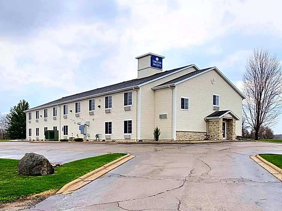 Cobblestone Inn & Suites - Clintonville