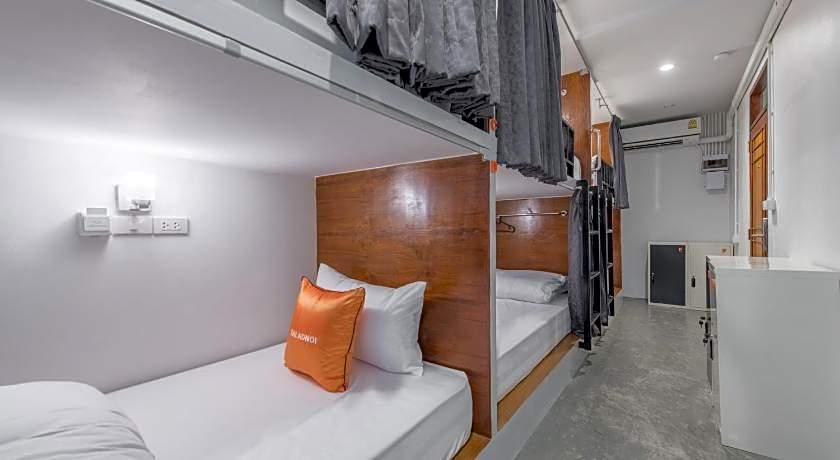 Tiny Taladnoi Hostel