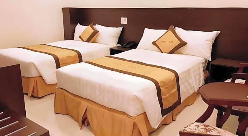 LUCKY STAR HOTEL