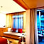 Arro Khampa by Zinc Journey Lijiang