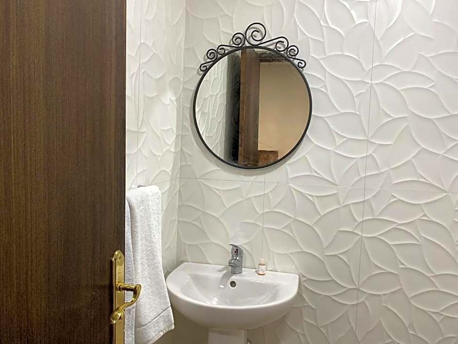 Hôtel Meuble Parisien