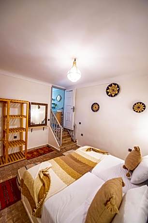 Triple Room with Terrace