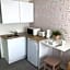 Basingstoke En Suite Room in Garden Annex