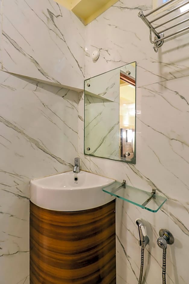 Hotel SSK Grand - Kanchipuram