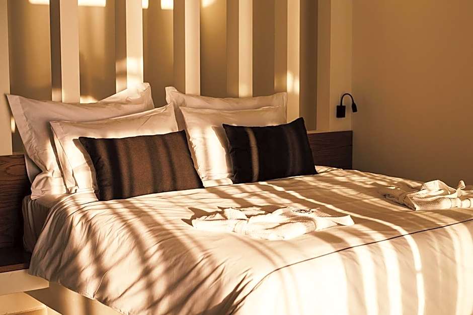 Aliv stone suites & spa