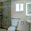Red Roof Inn & Suites Monterey