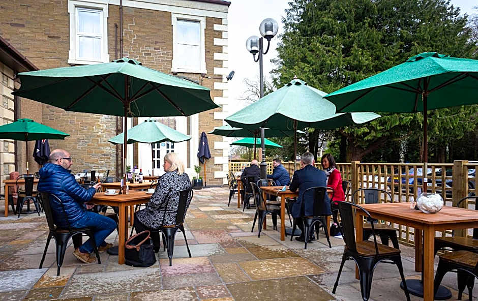 Best Western Woodlands Hotel